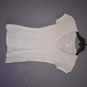 XS wet seal plain grey tee!